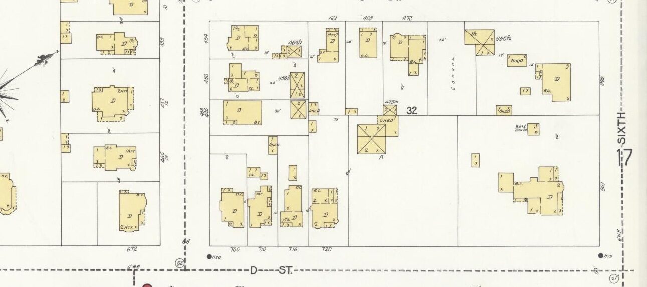 Detail of the 1906 Petaluma Sanborn map showing the downtown west-side D Street crossed by numbered streets.